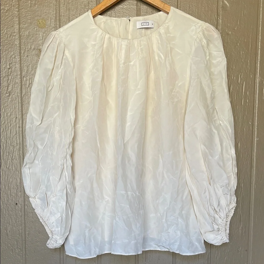 Ayr silk blend plissed Puff 3/4 Sleeve Blouse in cream size M